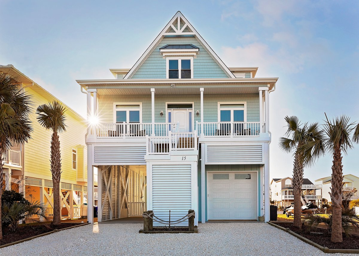 Charles Fox Homes - Custom Homes and Building Design - Ocean Isle Beach, NC  - Gallery - 15 Lee Street